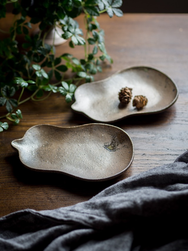 炭化焼締 瓢箪皿(小皿・取皿・和食器)/阿部 恵里