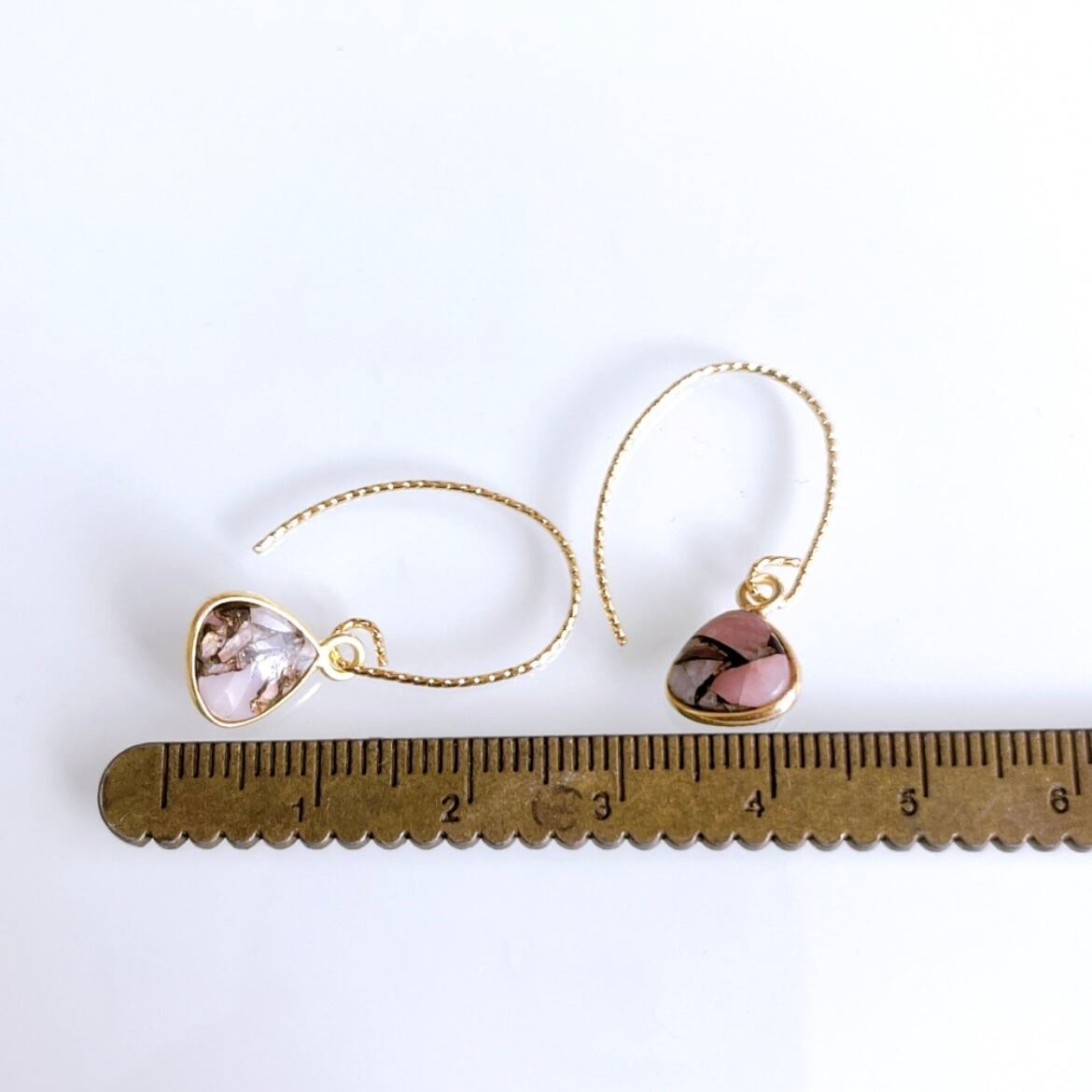 10月誕生石》桜色コッパーピンクオパールピアス/イヤリング 14kgf 金属