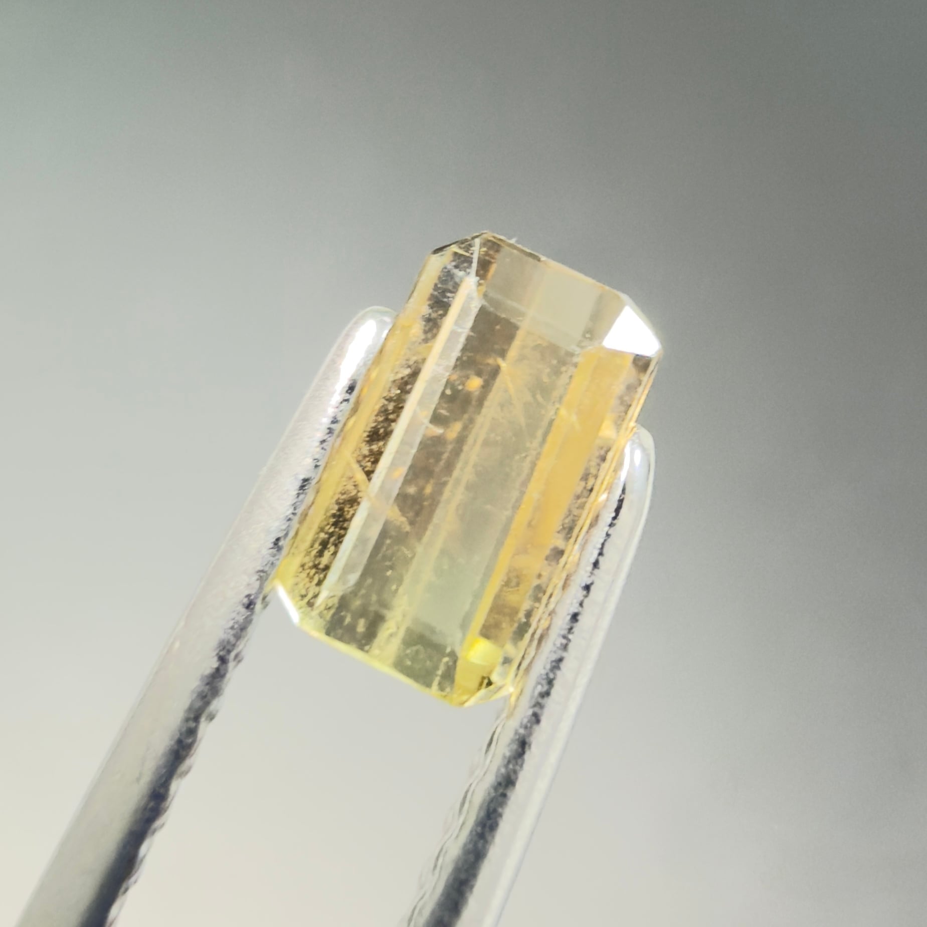 スモーキークォーツ】 ルース 8.32ct | たからいしルース オンライン
