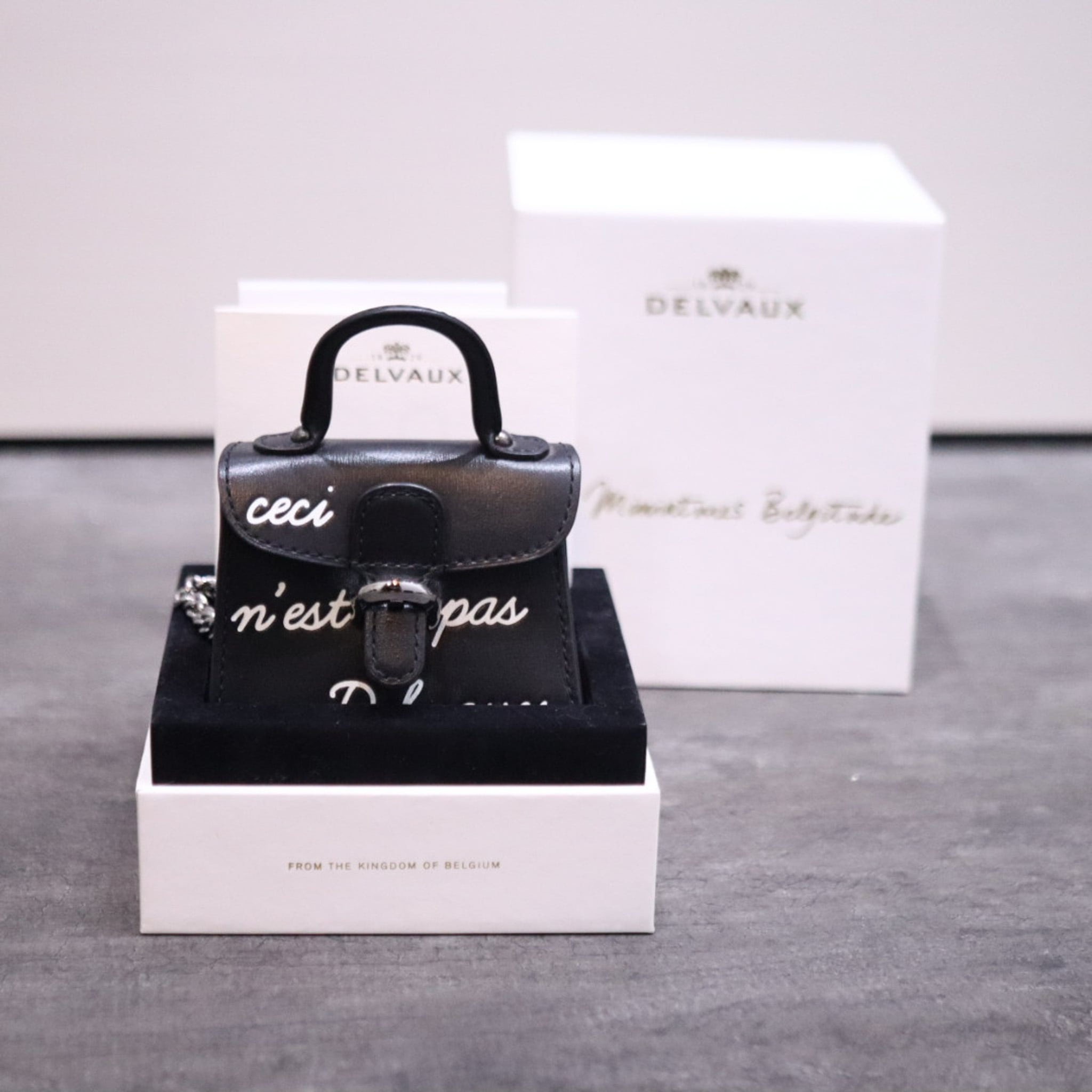 デルヴォー ミニチュアバッグ チャーム ルーモア | Ante Official select 