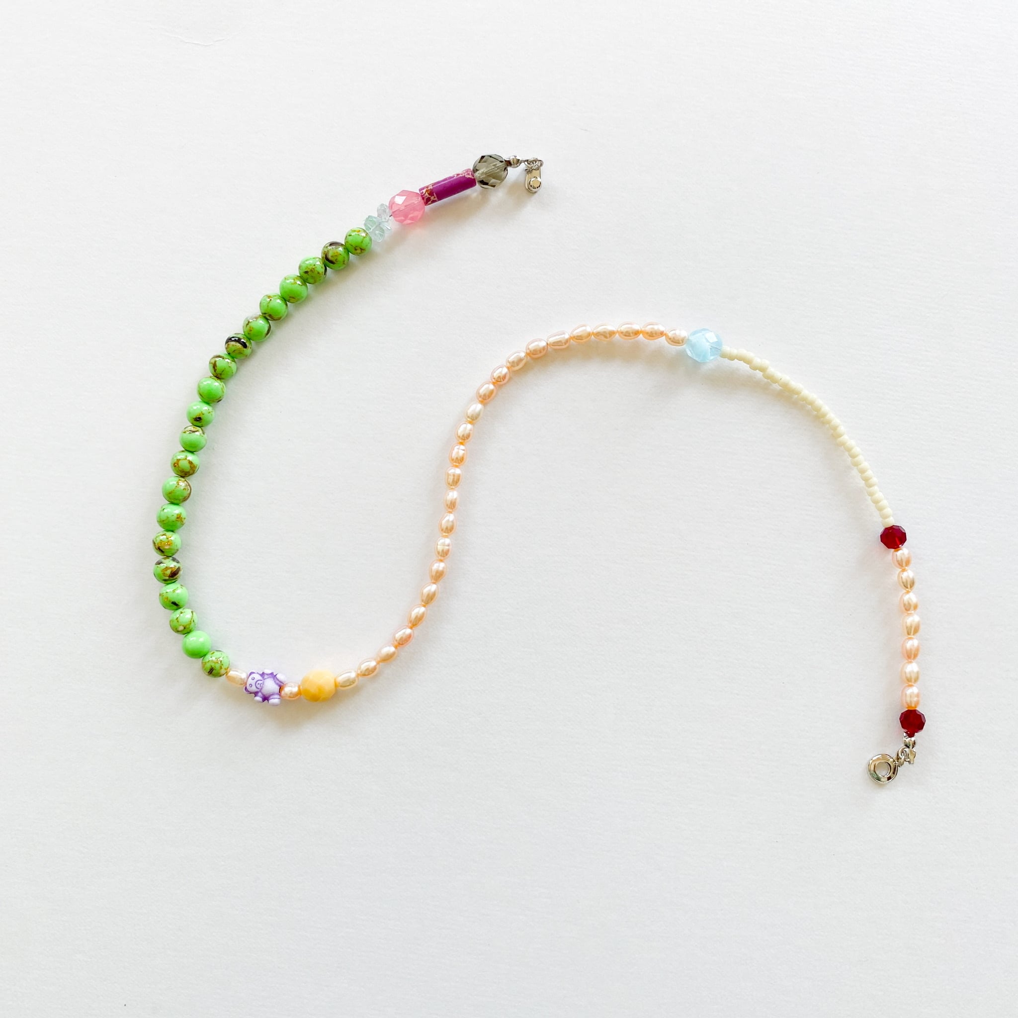 淡水パールとビーズのネックレス