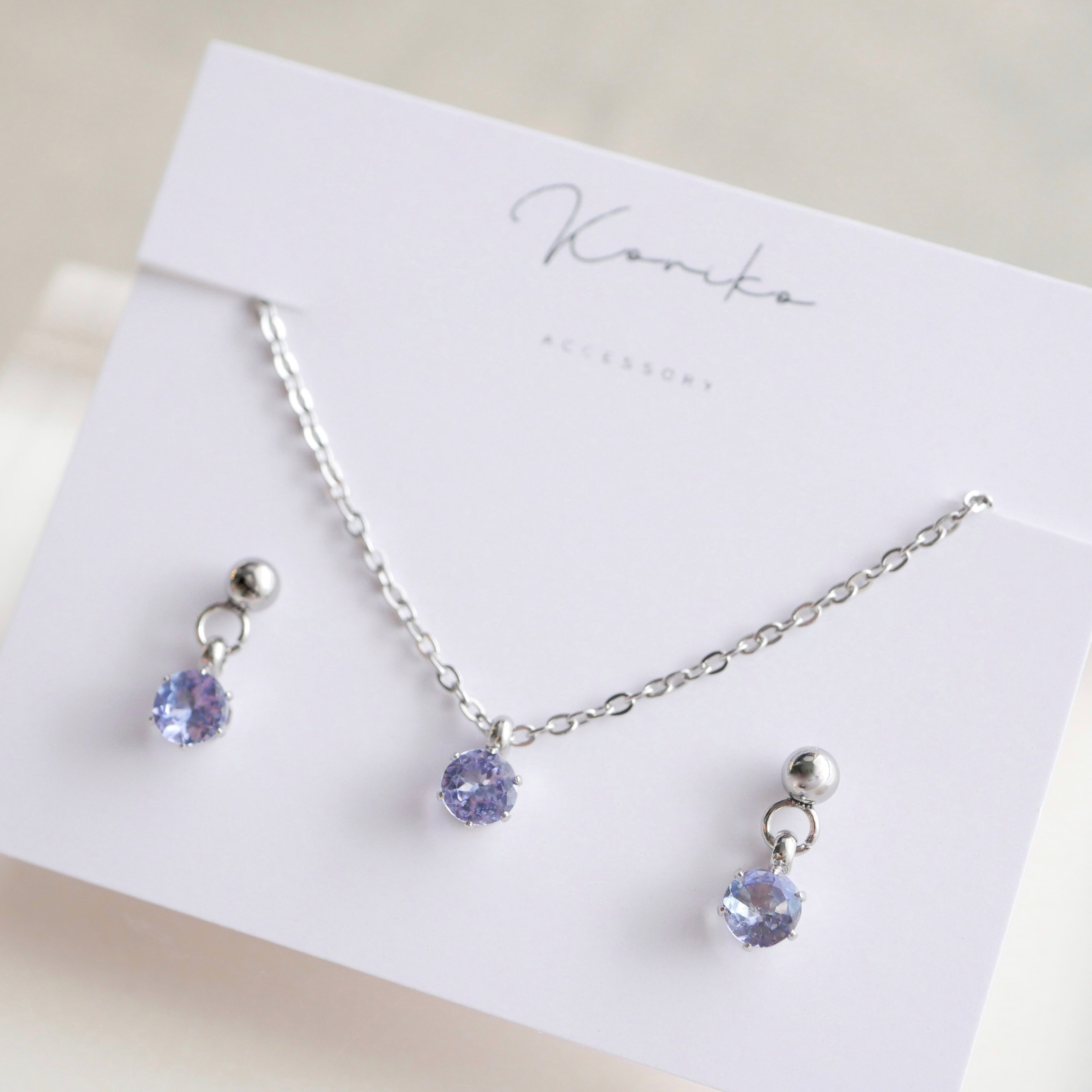 タンザナイトの一粒揺れるピアスとネックレスの2点セット 12月誕生石