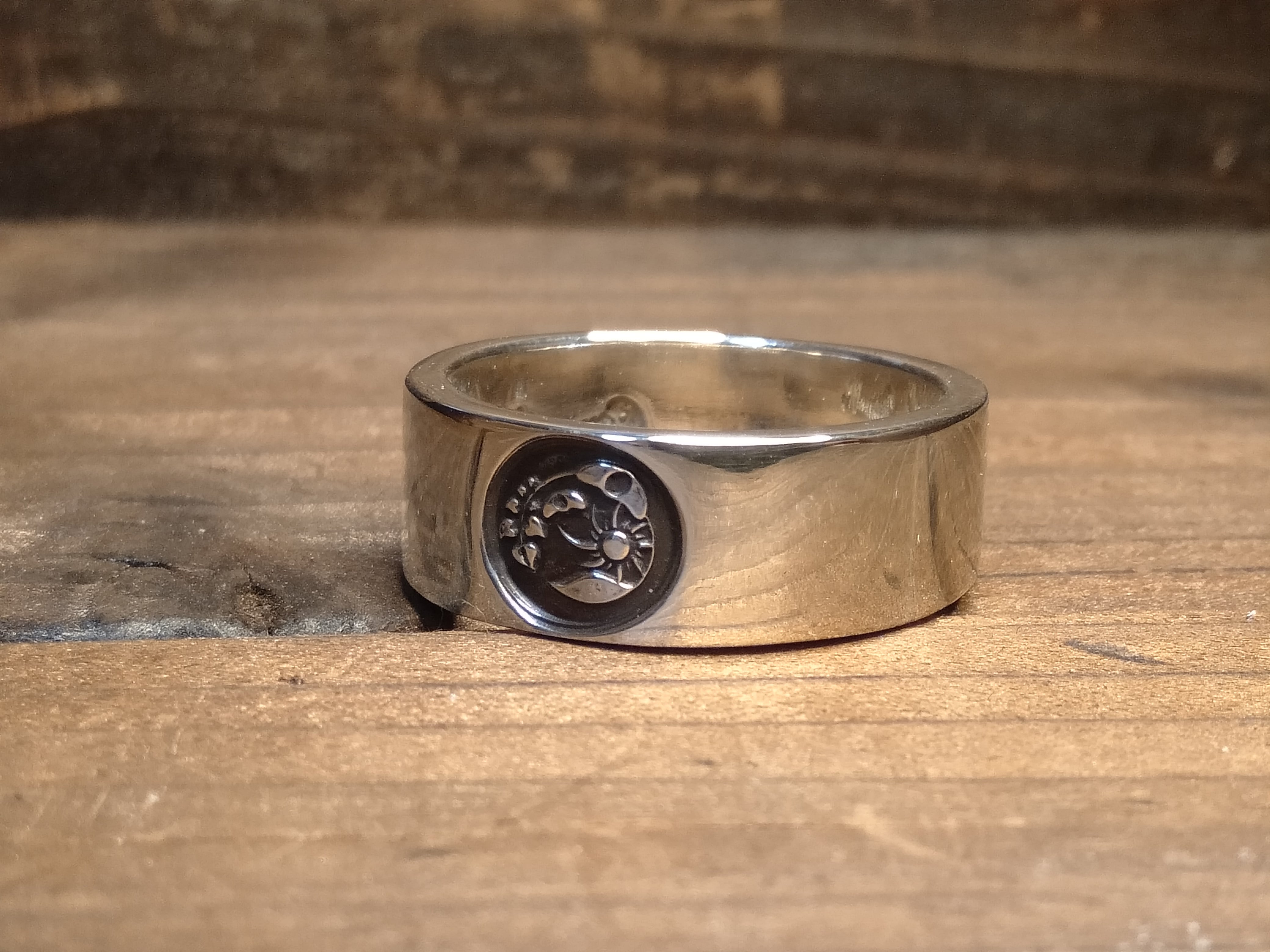 唐草模様リング(L) | 彫金工房アルソミトラ 唐草模様リング(L) | 彫金工房アルソミトラ