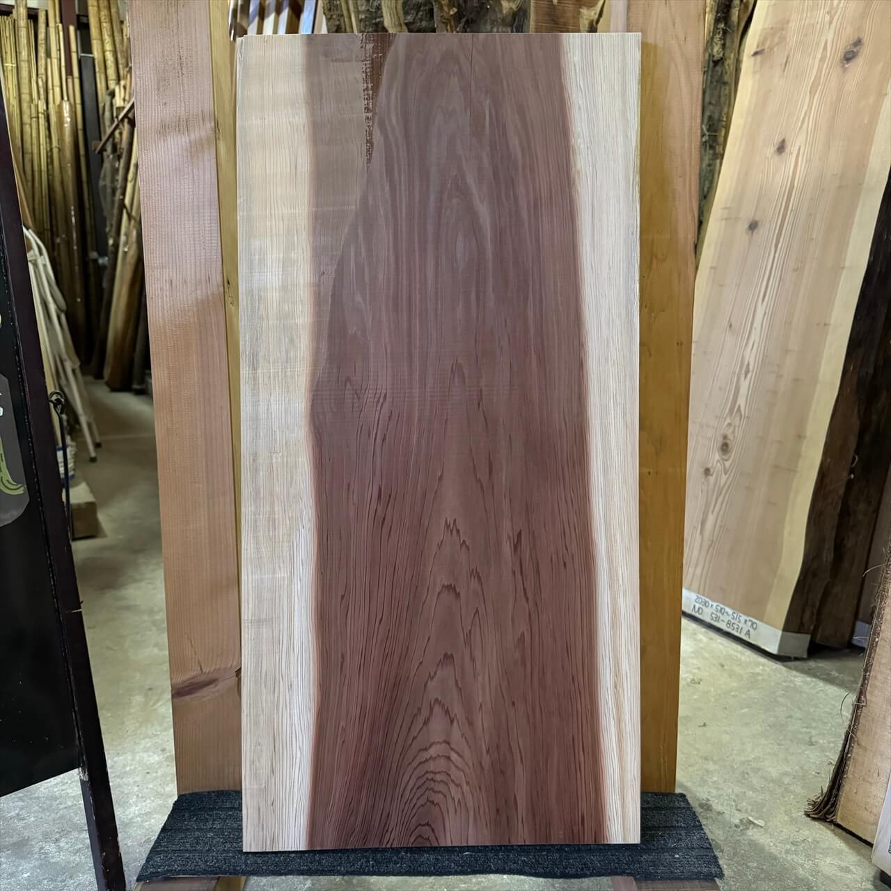 自分で仕上げる一枚板】すぎ【高樹齢】840×320~330×40㎜【プレーナー