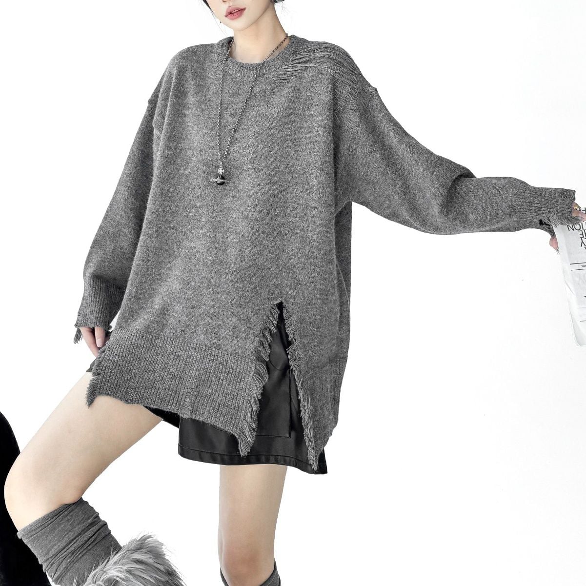 SOLID ROUND NECK DAMAGED PULLOVER KNIT 2colors M-15503