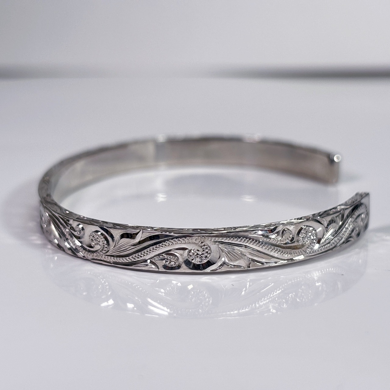 Heavyweight Hawaiian Bangle-plumeria-