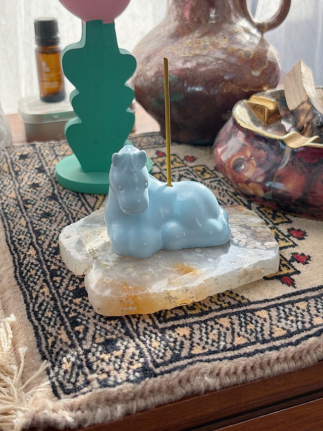incense horse