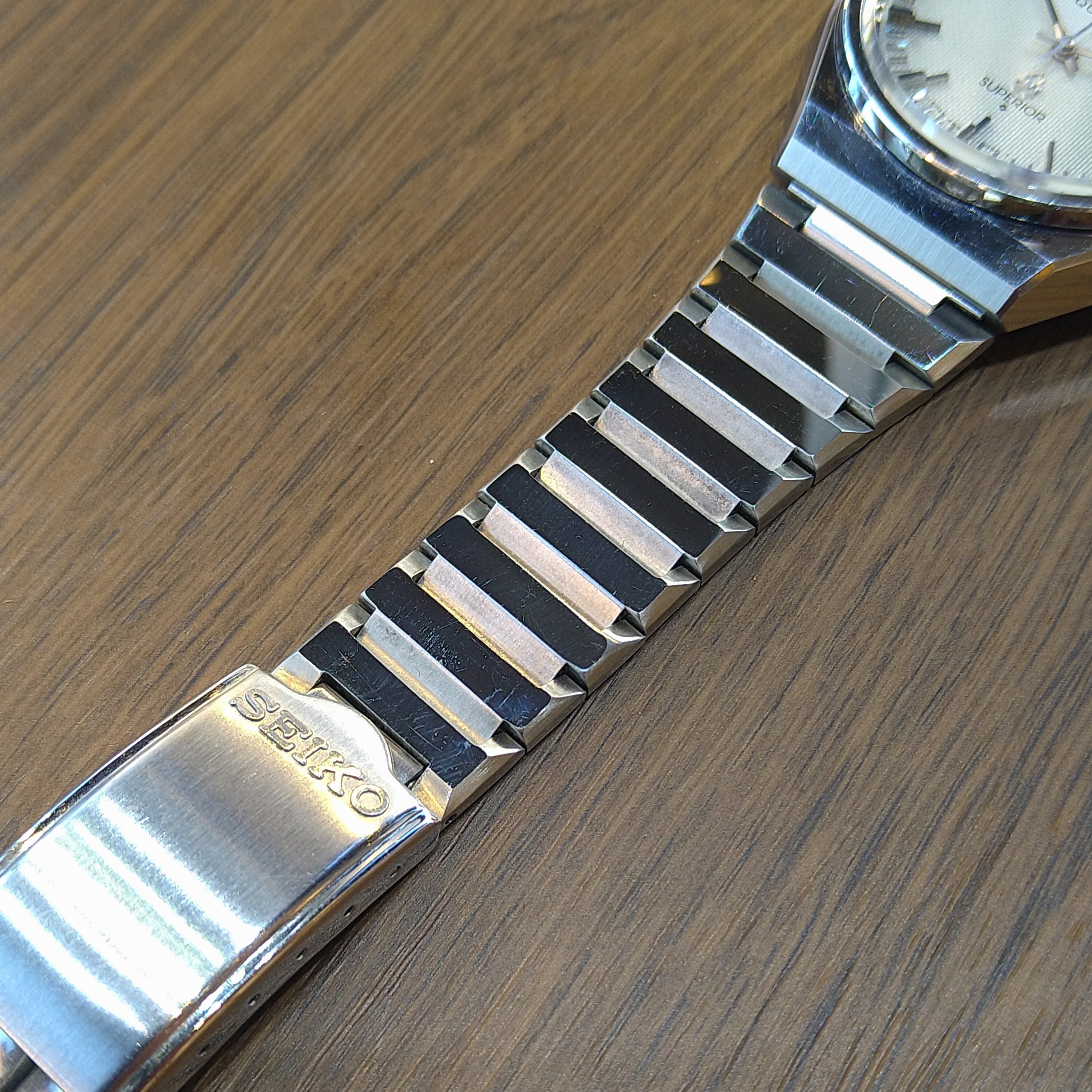 SEIKO SUPERIOR QUARTZ | watchshop L SEIKO SUPERIOR QUARTZ | watchshop L