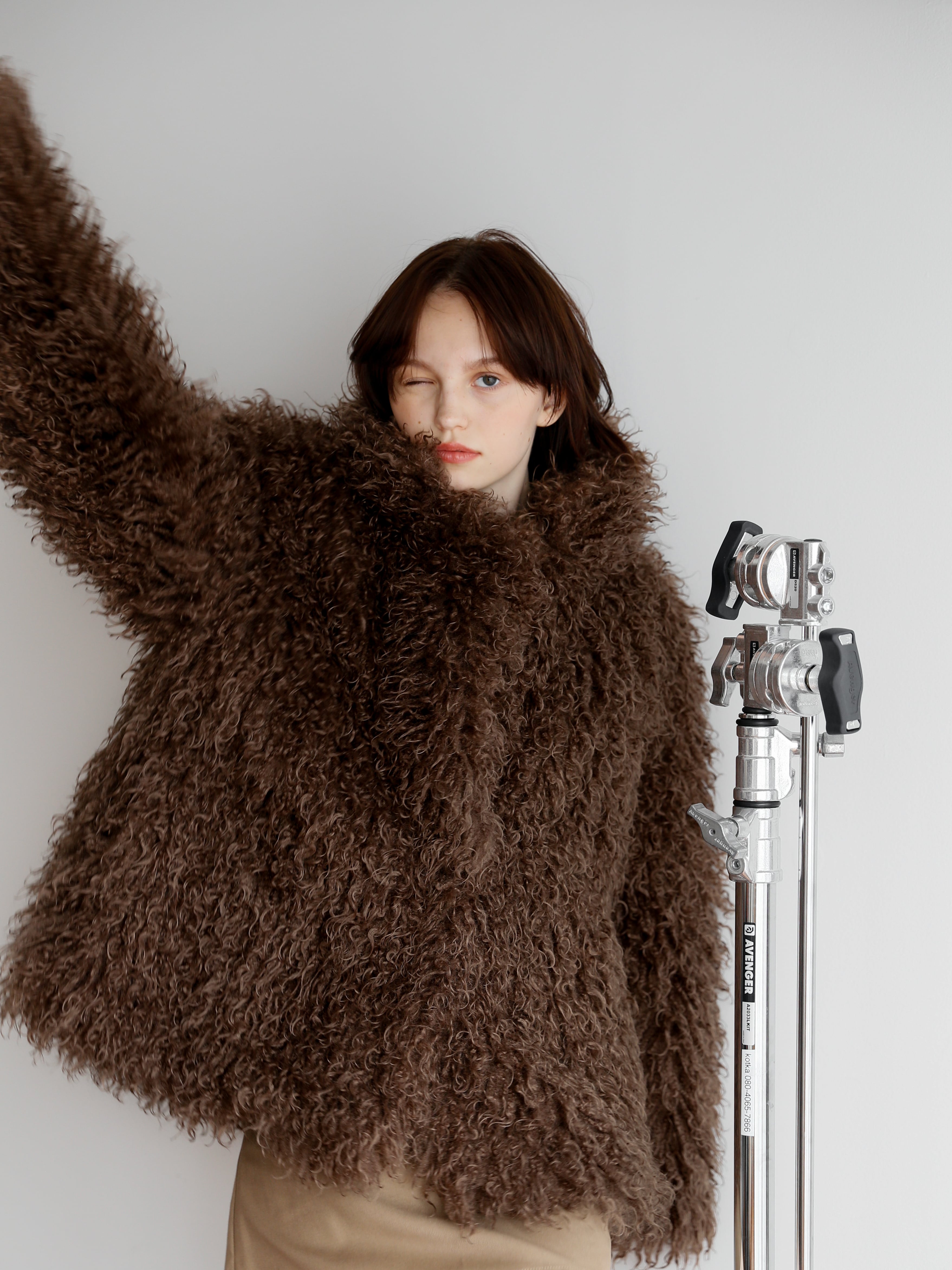 curly eco fur coat | Katrin TOKYO curly eco fur coat | Katrin TOKYO
