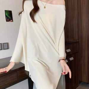 【送料無料】 Tシャツ 3色 トップス ロング丈 ゆったり 七分袖 Uネック Aライン フレア プルオーバー 薄手生地 無地 かわいい 大人可愛い 大人女子 こなれ感 シンプル カジュアル 大人 上品 おしゃれ お洒落 ラフ コンサバ デート お出かけ お茶会 女子会 休日 授業参観 夏 30代 40代 女性用 レディース 着回し プチプライス カラバリ デイリーユース 普段使い ファッション 定番アイテム 着痩せ 垢抜け