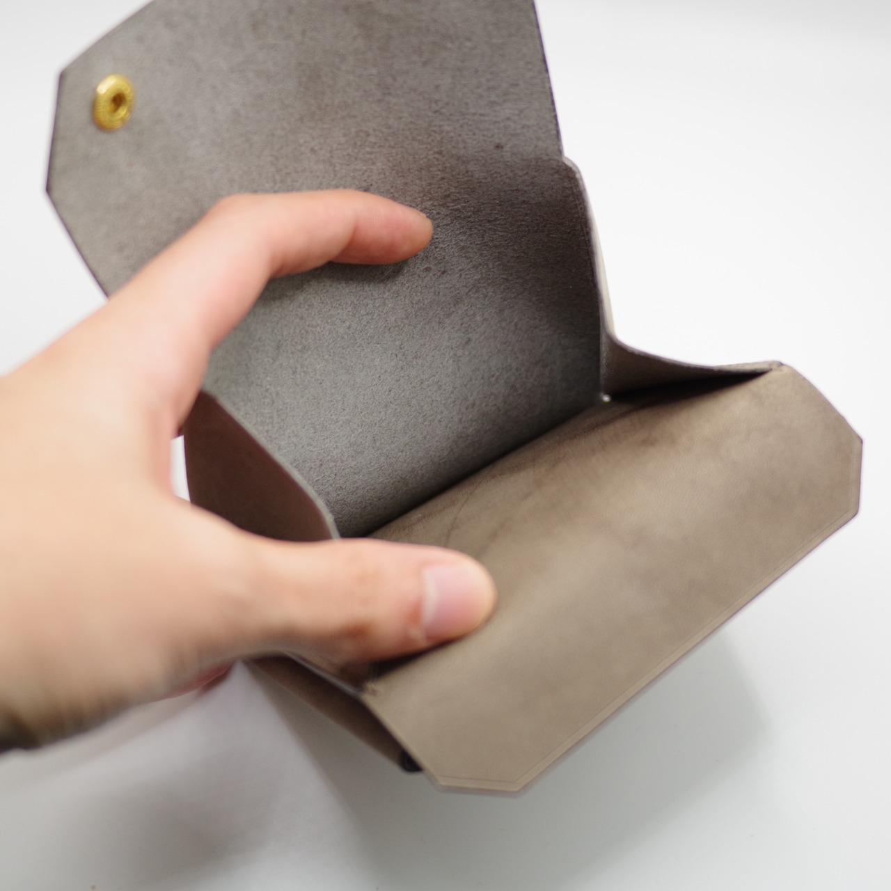 シンプル財布　グレー