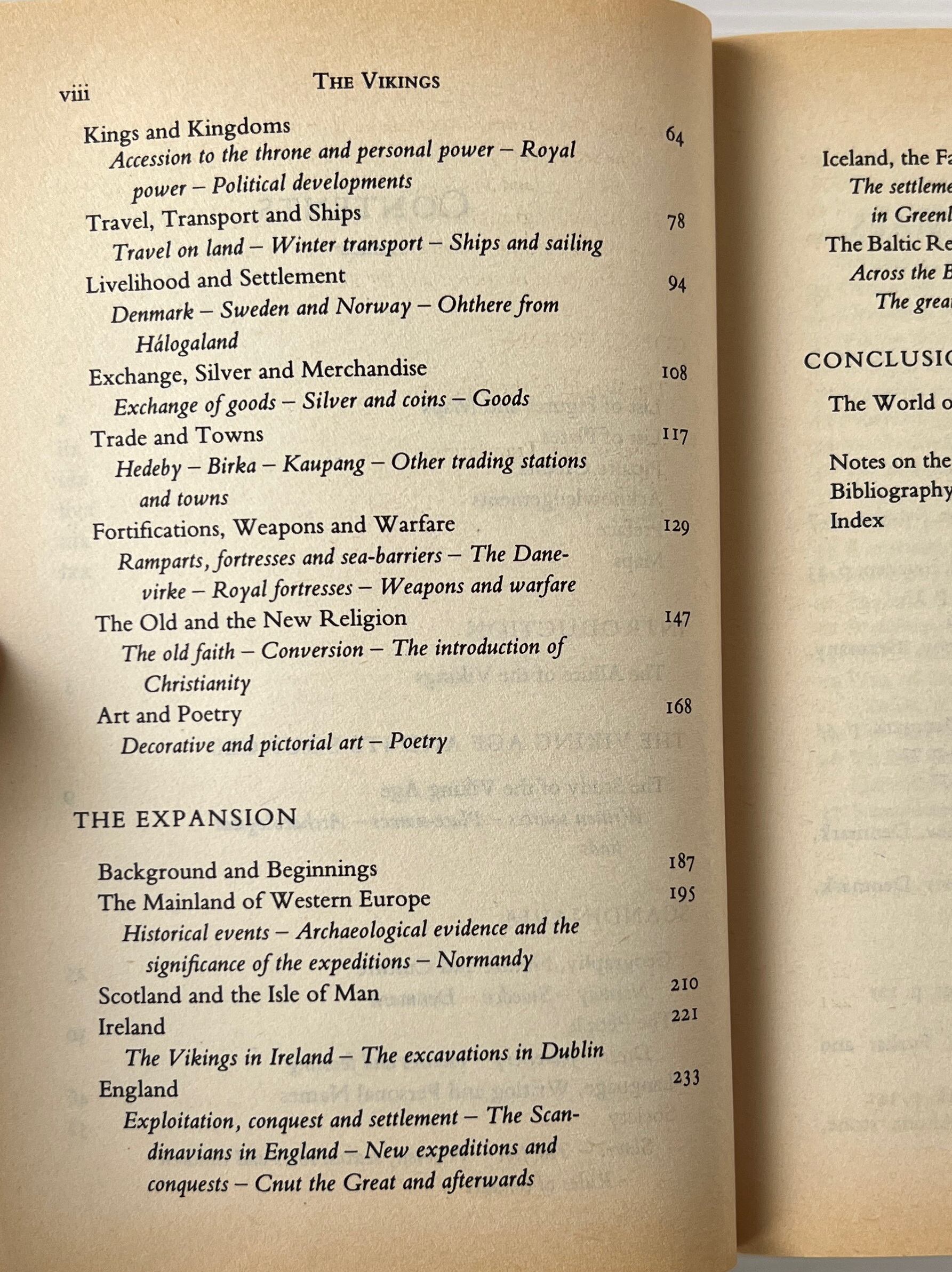 The Vikings <Pelican History> / Else Roesdahl / Penguin Books