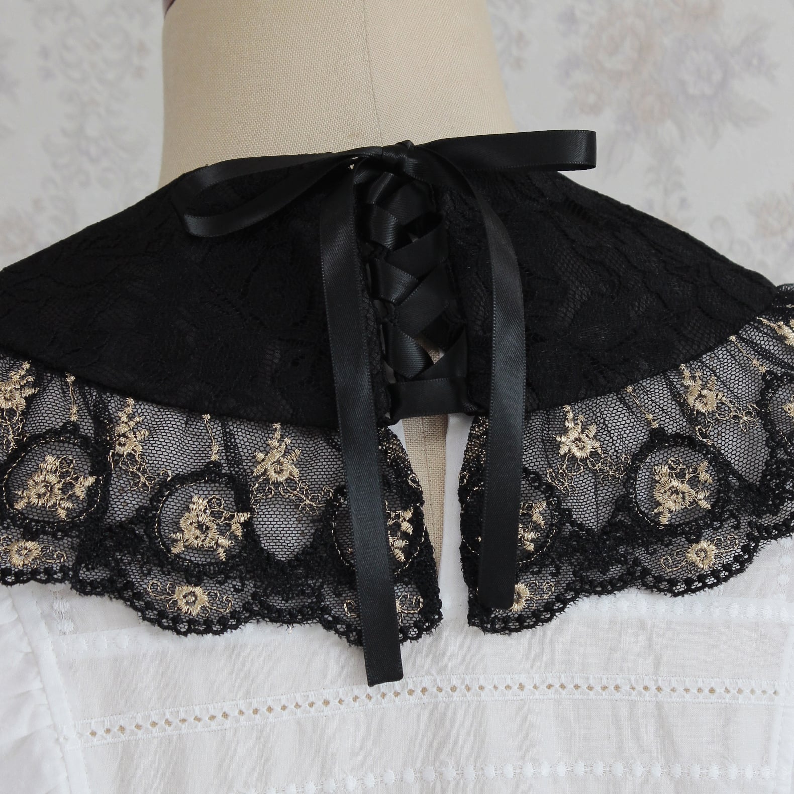 付け襟／lace lace-up collar (gold embroidery) | Eden;