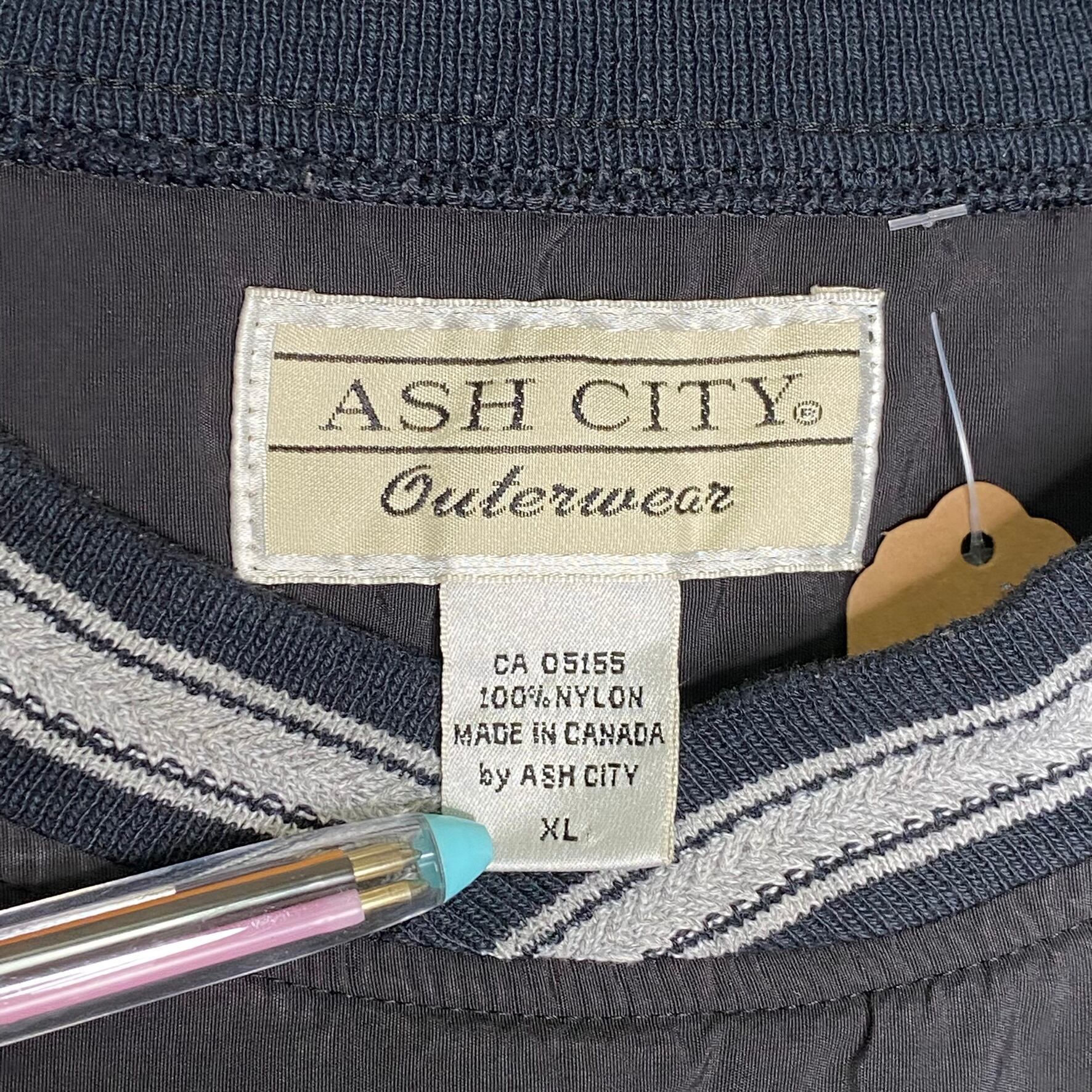 ASH CITY ナイロンプルオーバー XL 刺繍 ラインリブ ナイロン100 ...