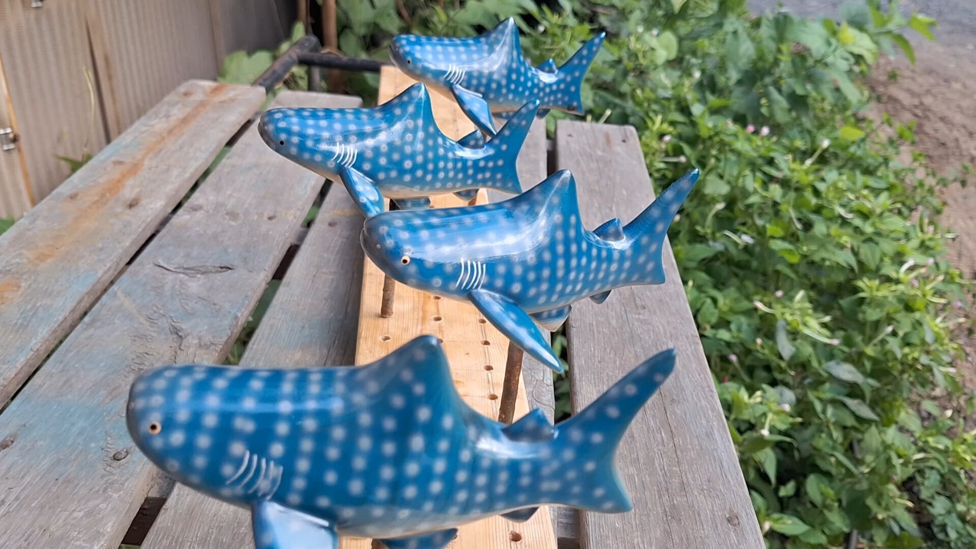 ジンベイザメ whale shark | 工房西岡 woodcraft animals
