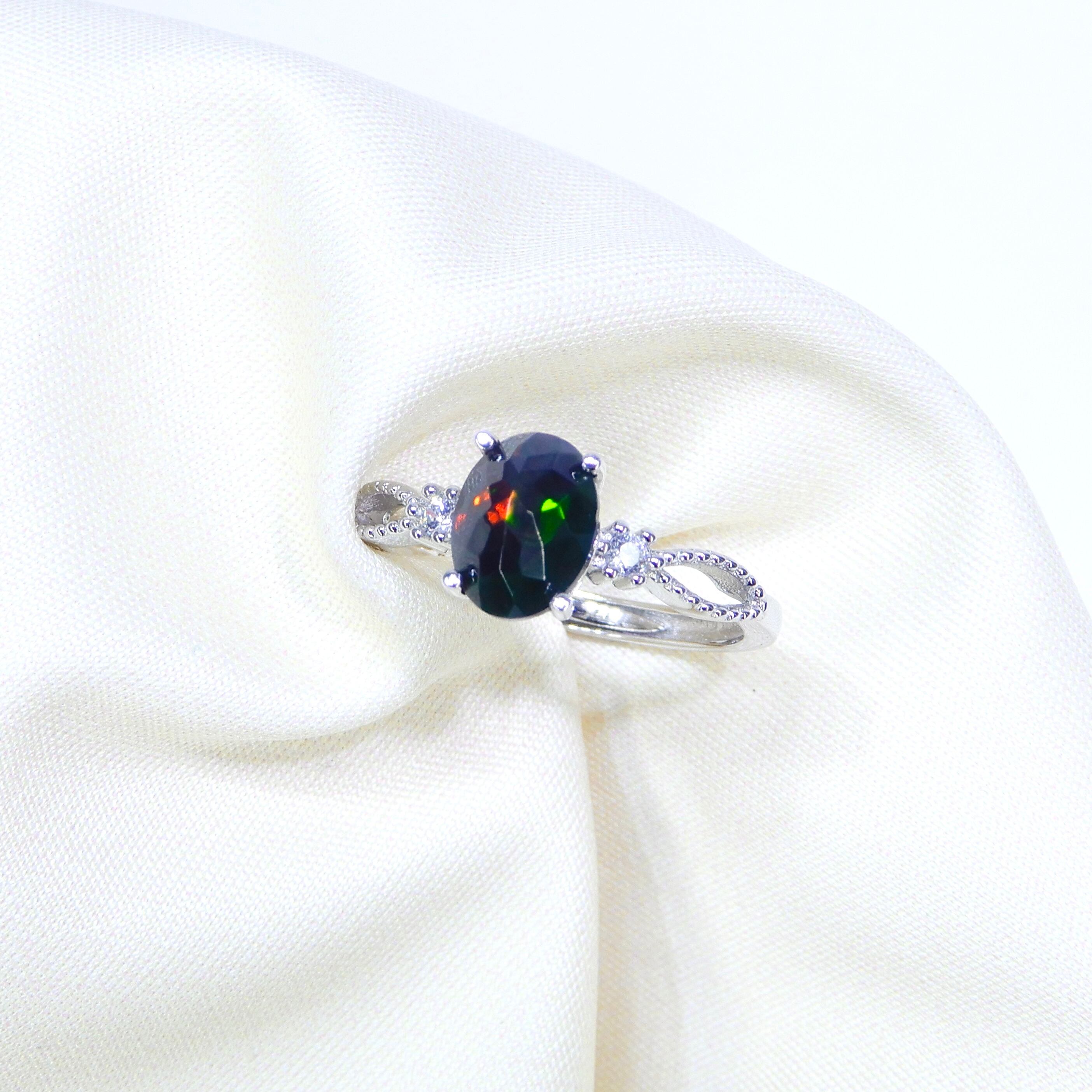 リング♦︎エチオピアンオパール♦︎WGカラー《0122》