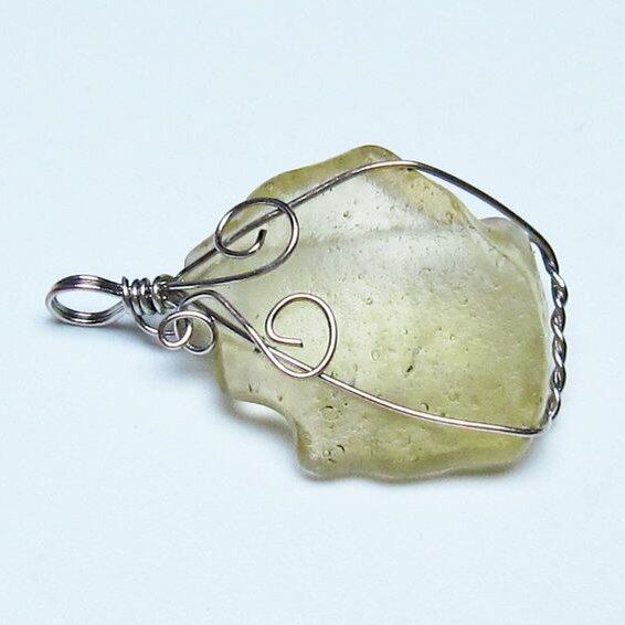 リビアングラス ペンダント 一点物 メール便可 112-13694