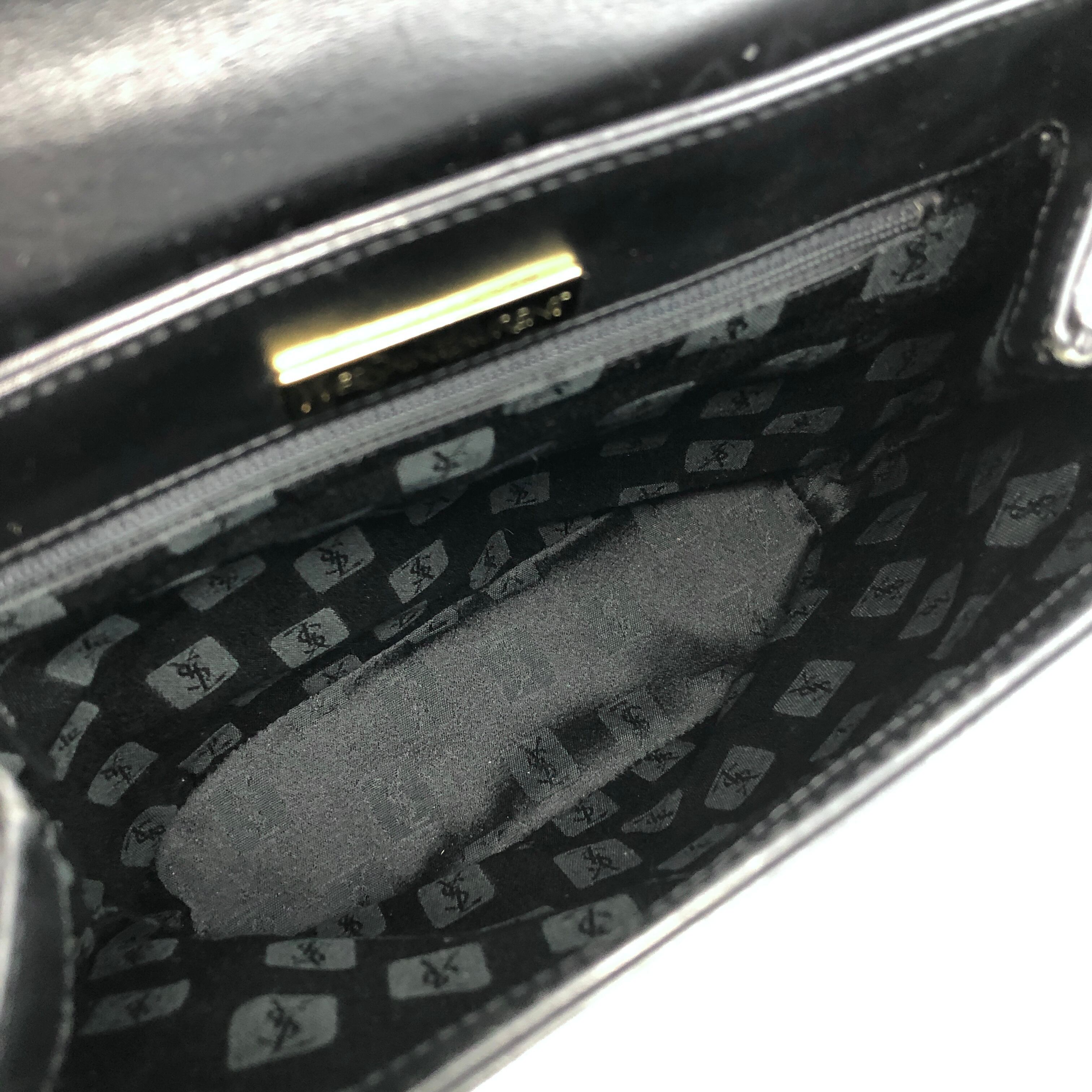 Yves Saint Laurent イヴ・サンローラン バックパック ブラック Yves Saint Laurent イヴ・サンローラン バックパック ブラック