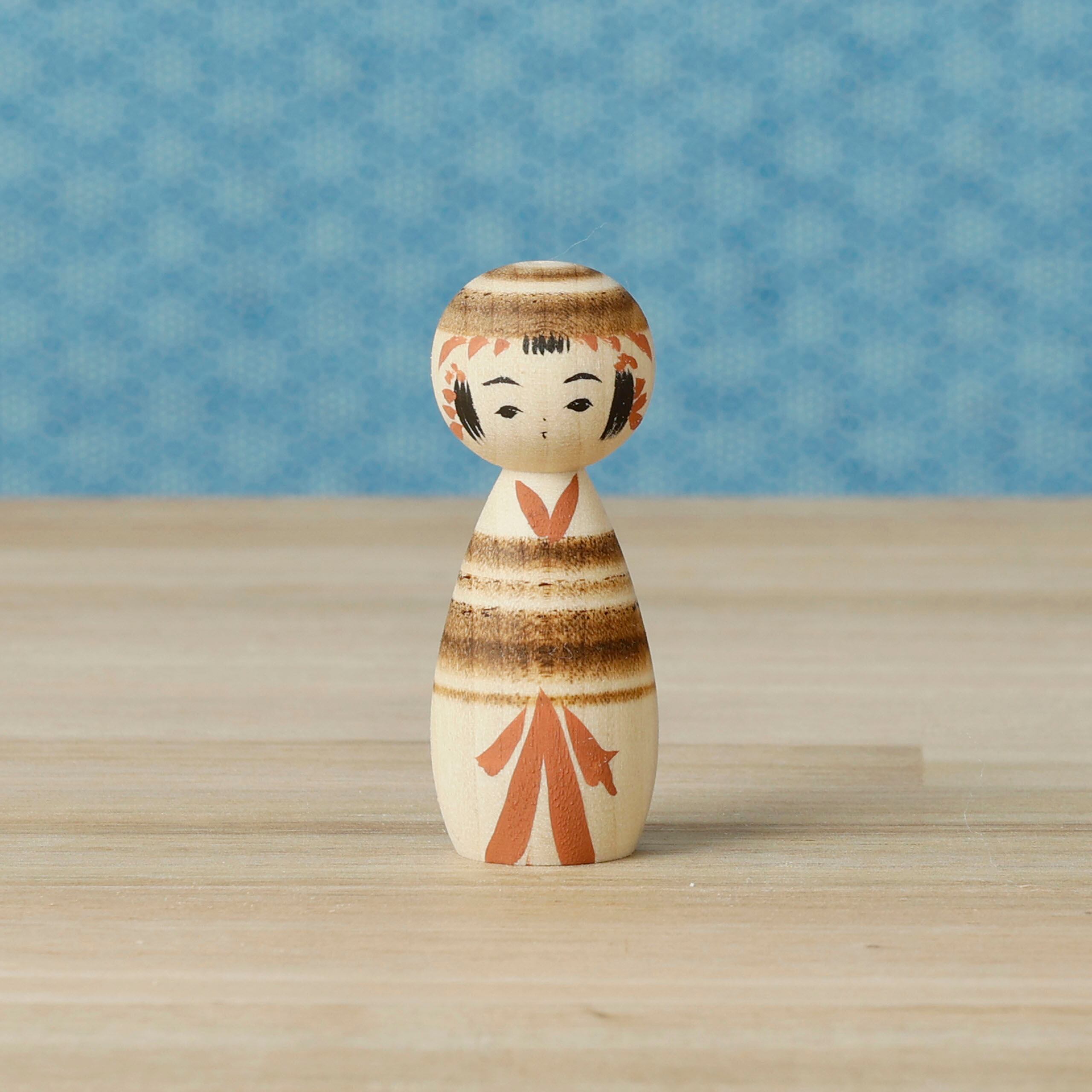 新山真由美(弥治郎系) / Mayumi NIIYAMA | Gallery・Shin