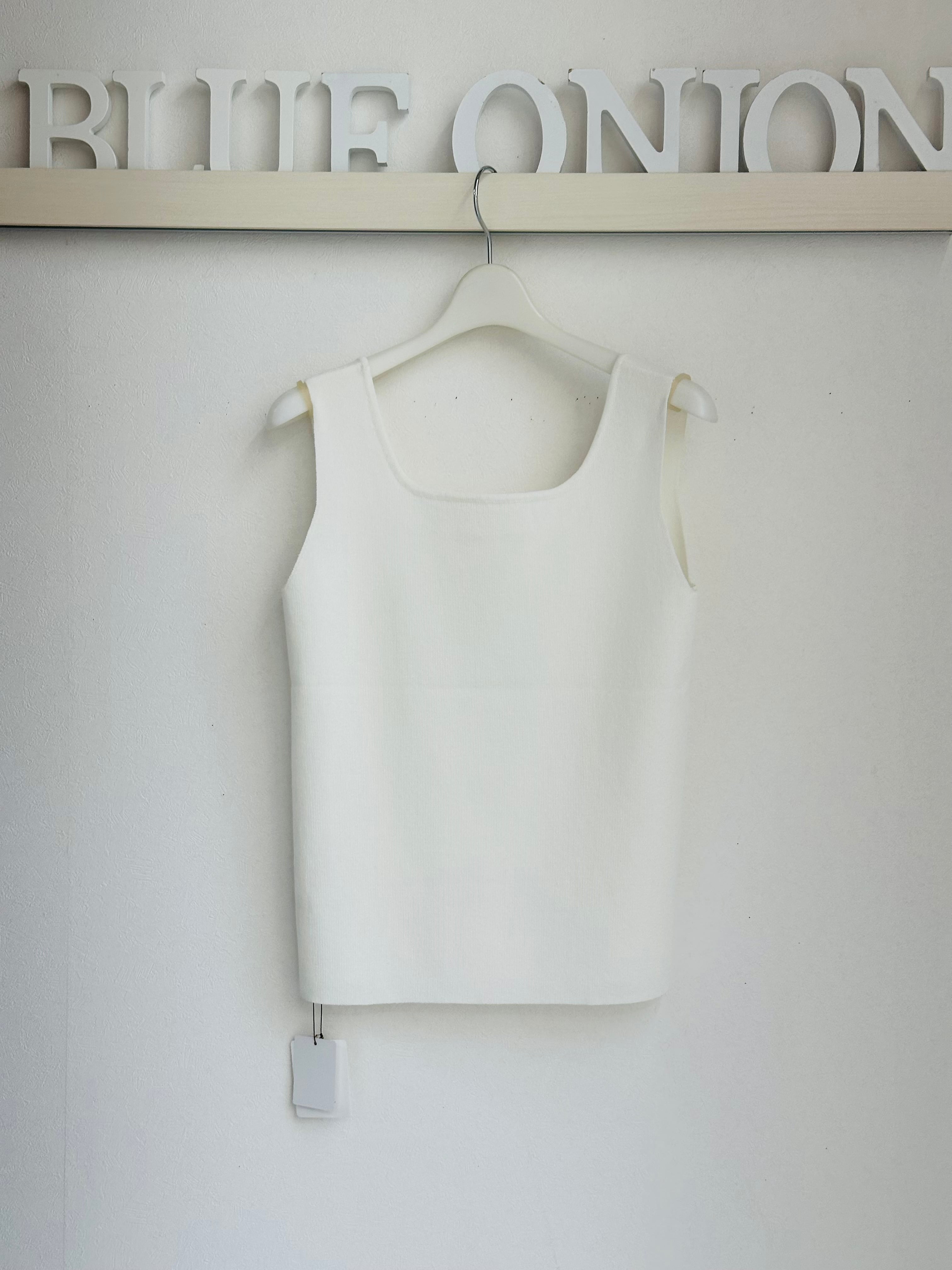 cloche / hwyl | BlueOnion