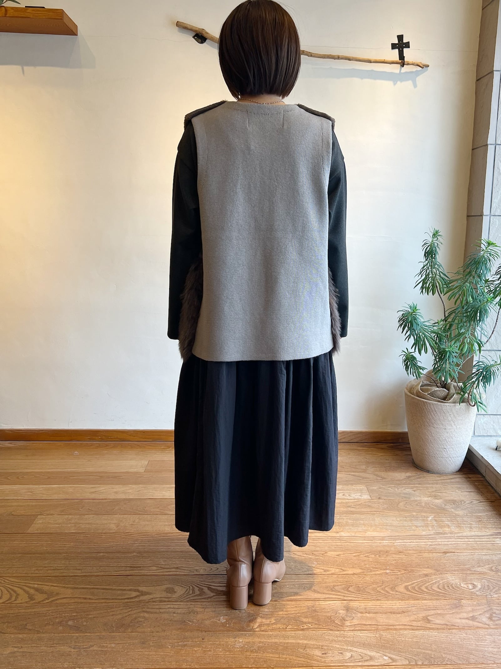 ADAWAS / FAUX-FUR パネルベスト | anouk