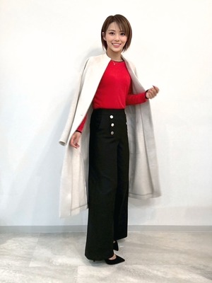 フロントゴールドボタンマリンパンツ