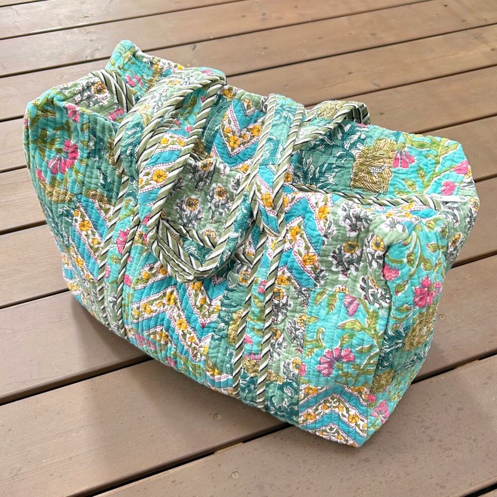 インド パッチワーク キルトバッグ キルティング ボストンバッグ プリント Shop オリジナル】ブロックプリント キルトボストンバッグ | La