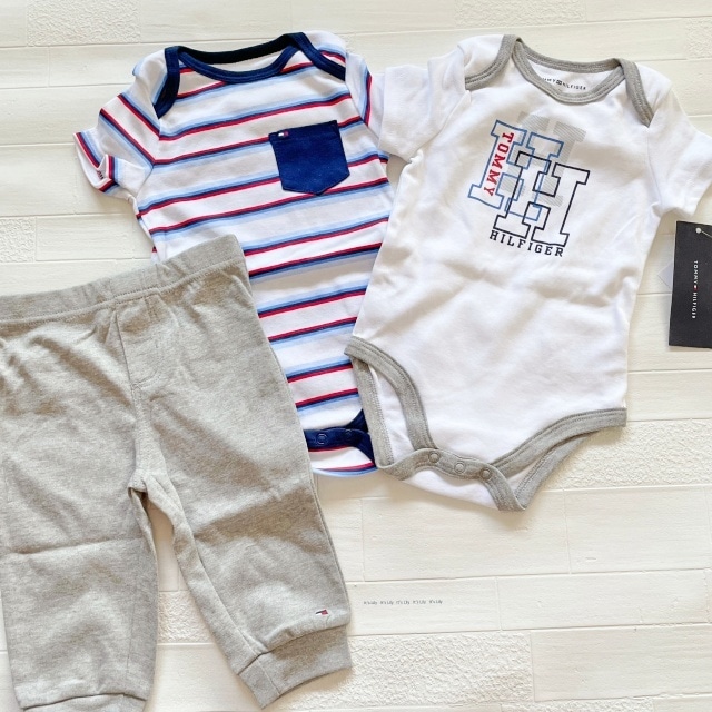 【ボディスーツ】9M-12M　3点セット　 TOMMY HILFIGER