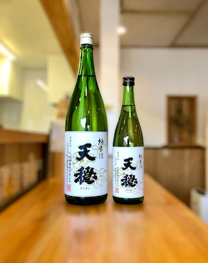 天穏 純米酒 白ラベル： 720ml