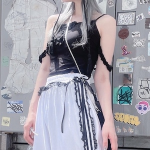 スターフリルキャミソール