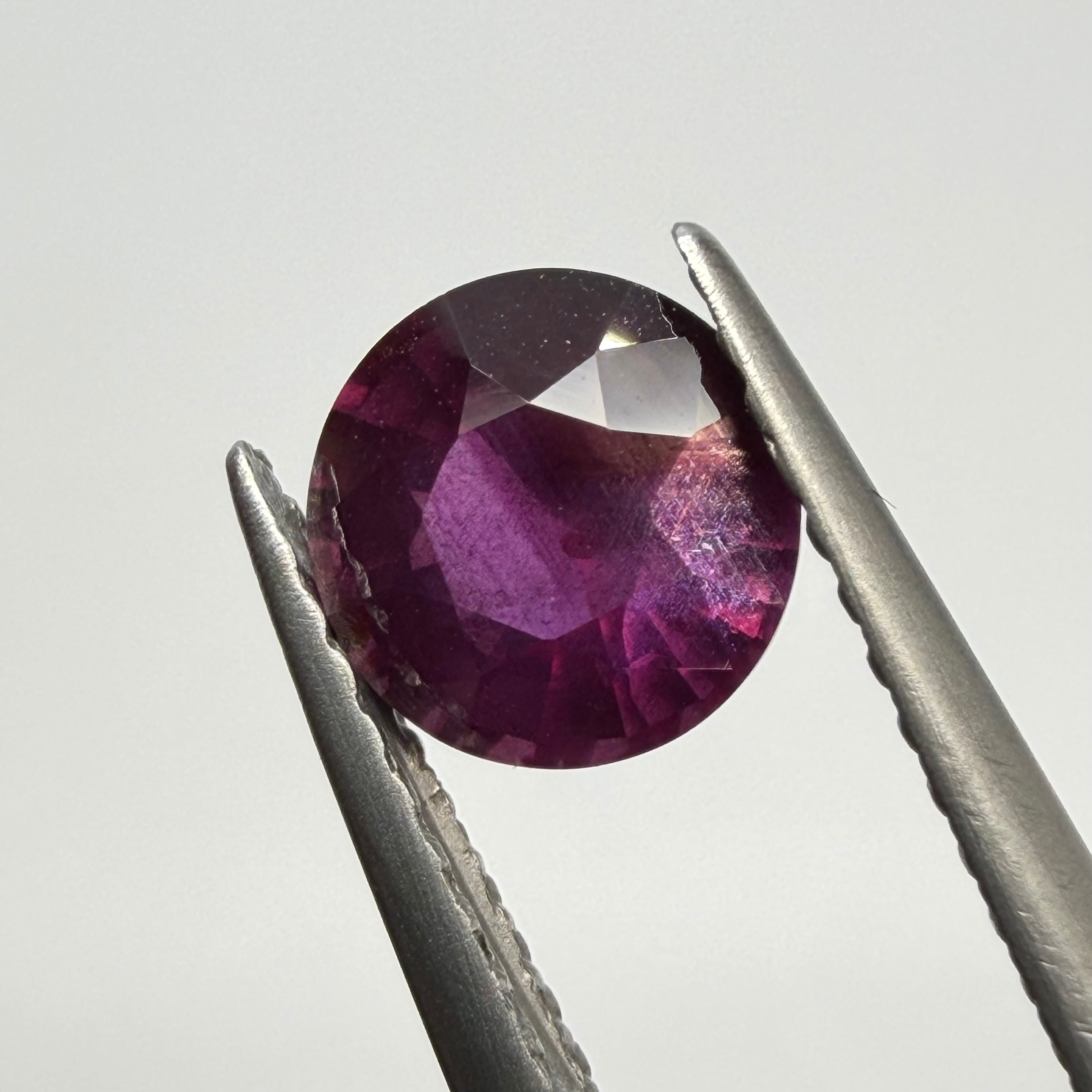 宇宙が見えるサファイア