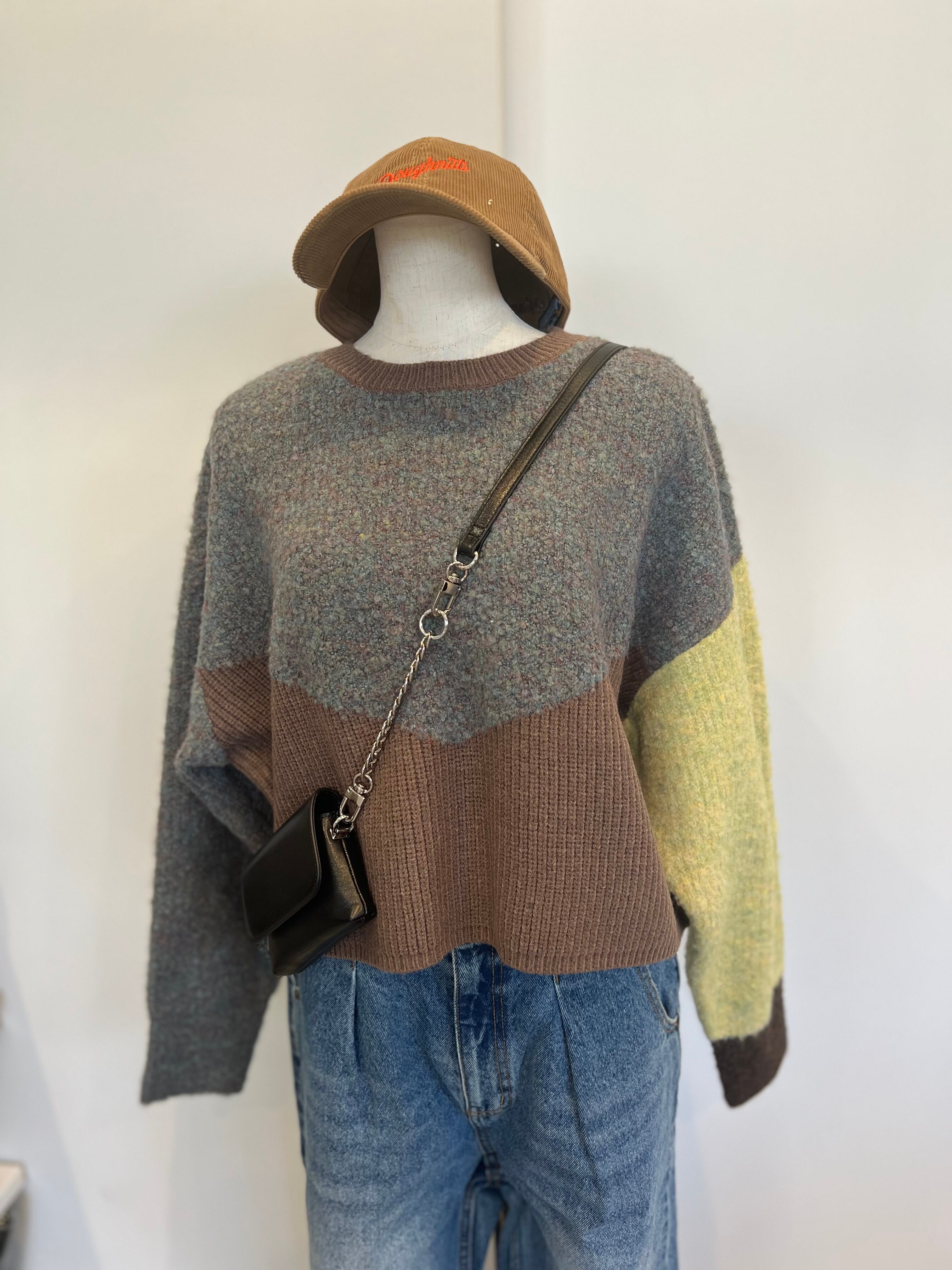 【SELECT】カラーブラックショート丈ニット　29-0451