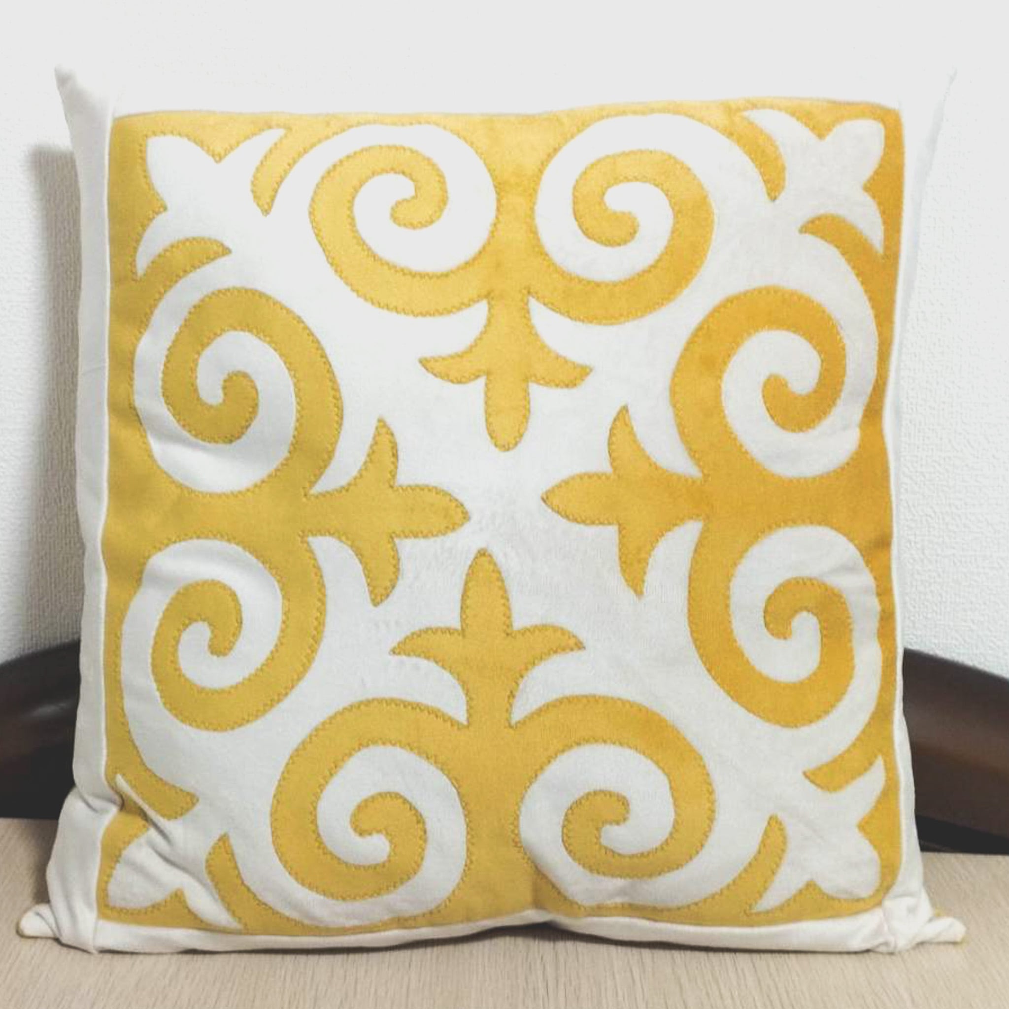 クッションカバー | ОЙМО -オイモ-