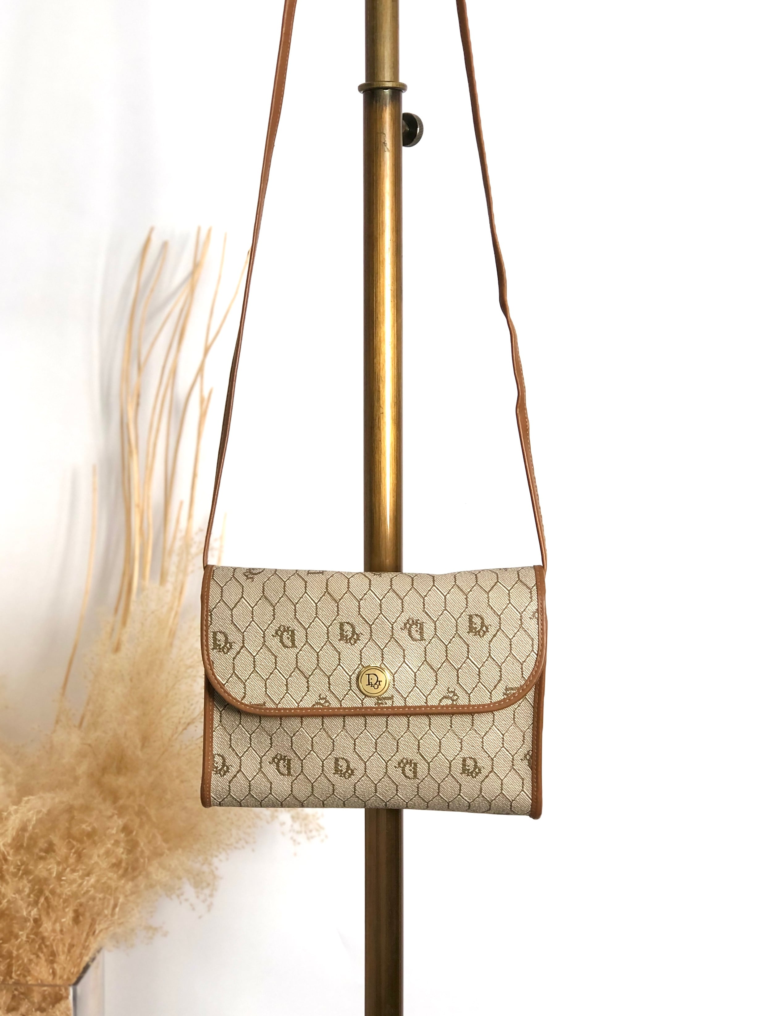 Christian Dior クリスチャン ディオール ハニカム柄 ショルダーバッグ