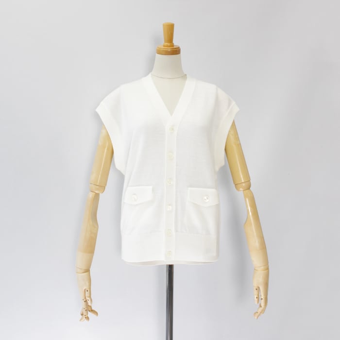 LOEFF ロエフ フラップ Vネック ベスト 8818-106-0048 2025秋冬新作