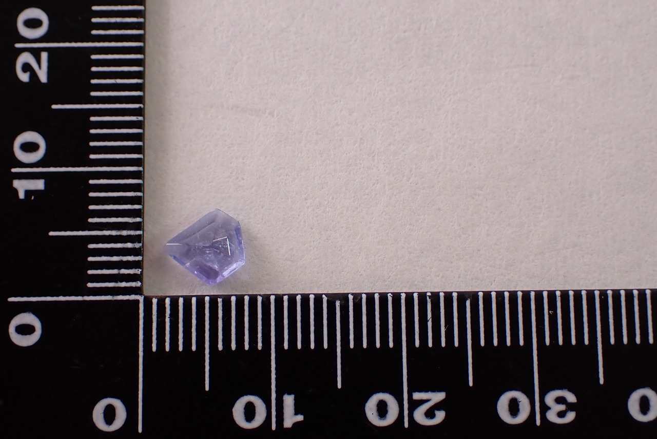 ハックマナイト　0.41ct　[C10‐189]