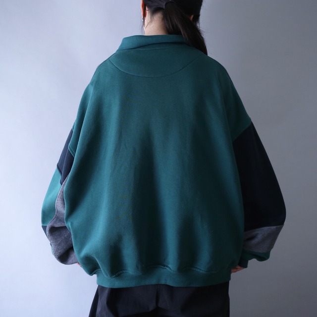 asymmetry switching design XXL over silhouette half-button sweat pullover