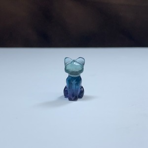 15.透明度有・可愛いフローライトねこちゃん