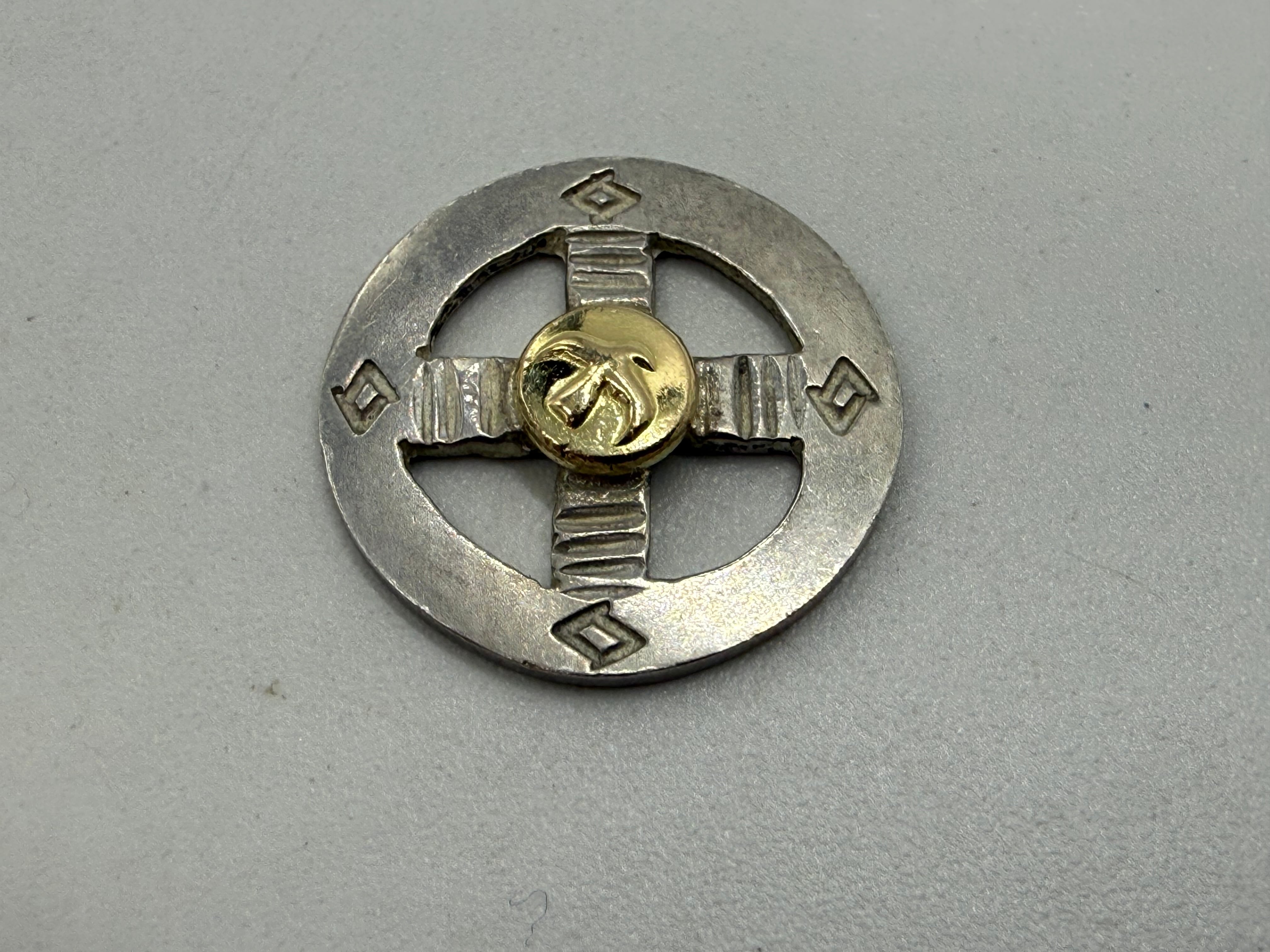 ゴローズ 美品 金メタル付ホイール2.46g | ゴローズ 通販 ゴローズ本物