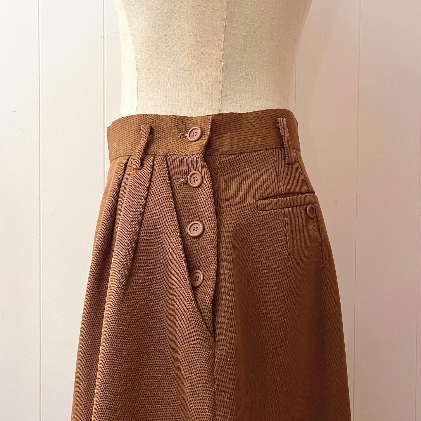 Christian Dior sports / brown half pants