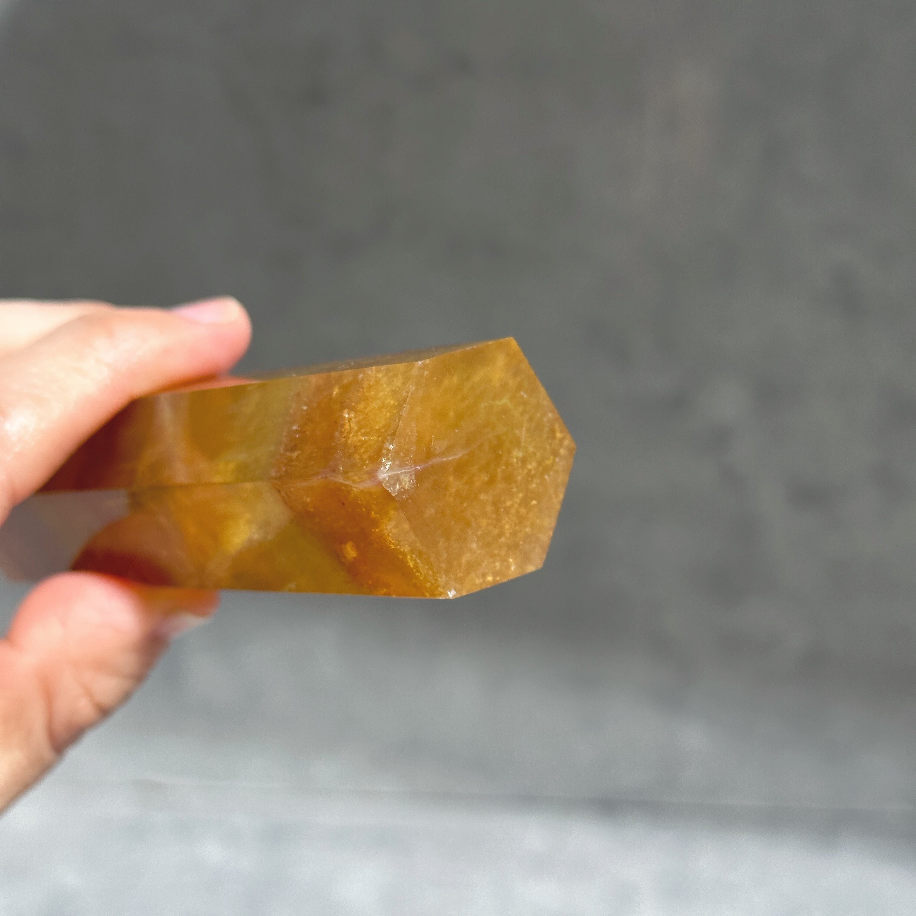 イエローフローライト タワー型 01◇ Yellow Fluorite ◇天然石・鉱物