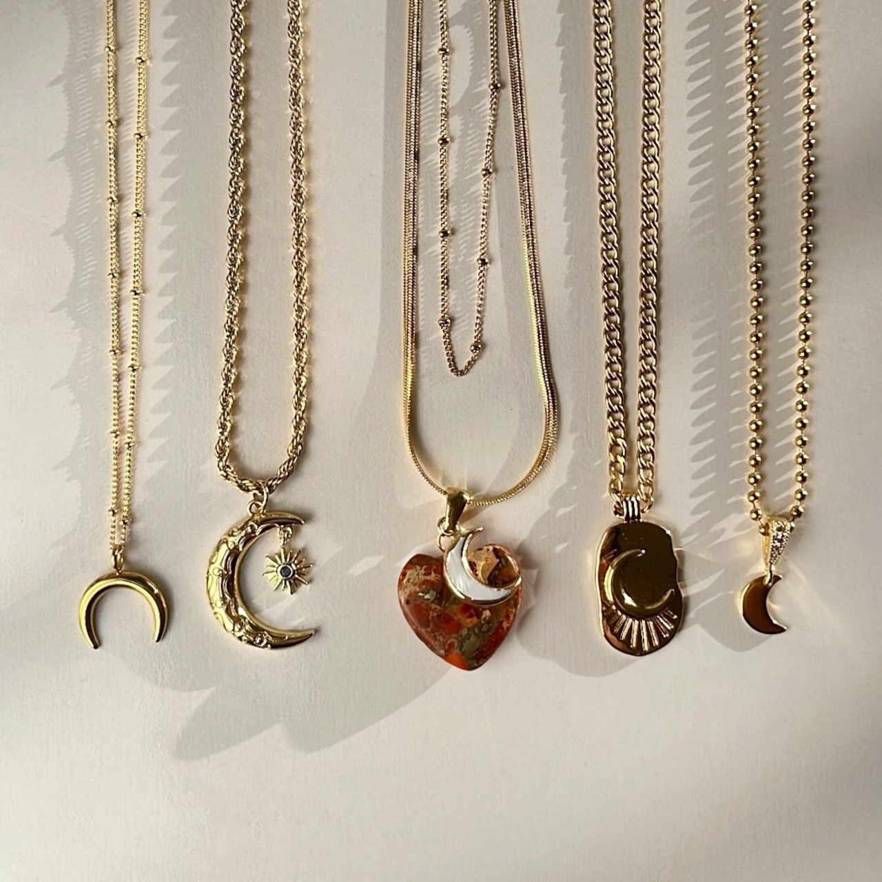 ムーンネックレス　［GSN063］