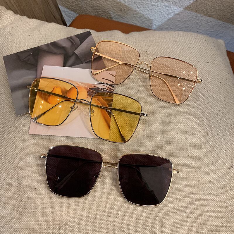 イエローレッドスタンダード レトロ スクウェア ブラック・アイド・ピーズ95513680075