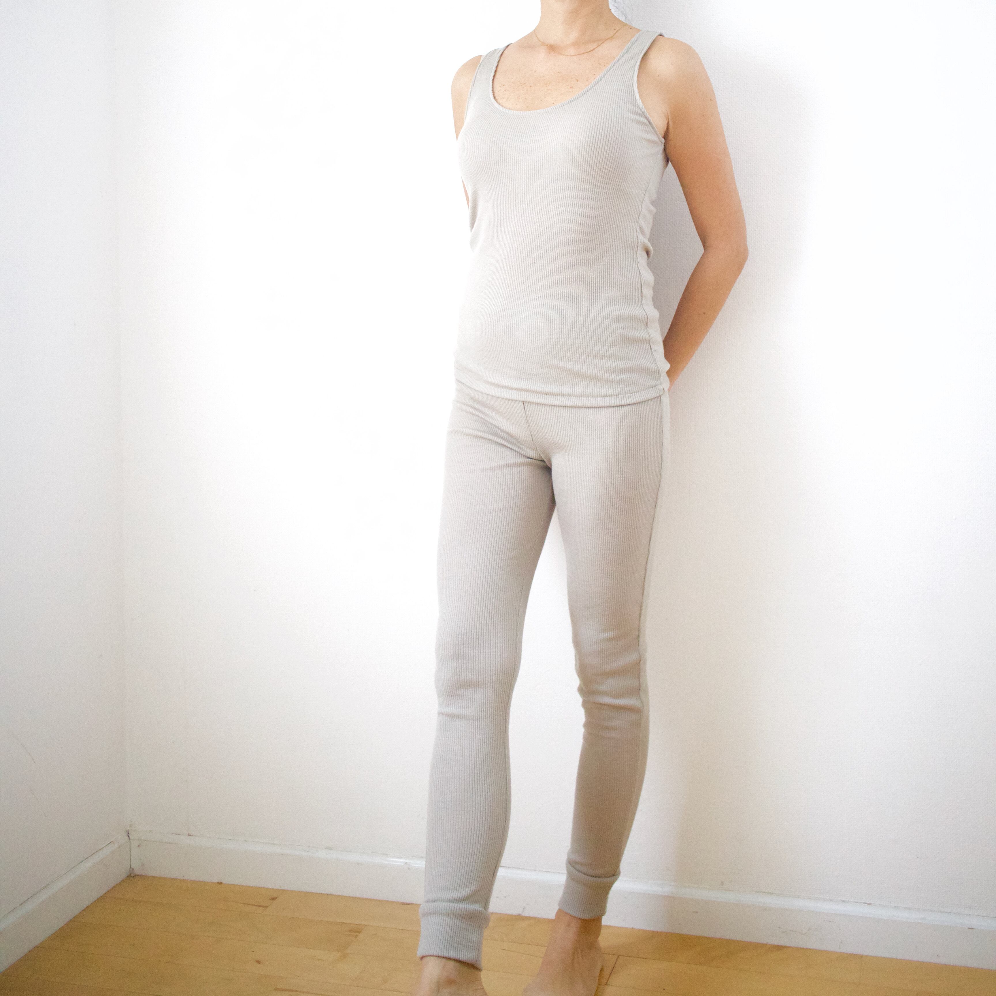 ウール100% <ウールリブレギンス> グレージュ