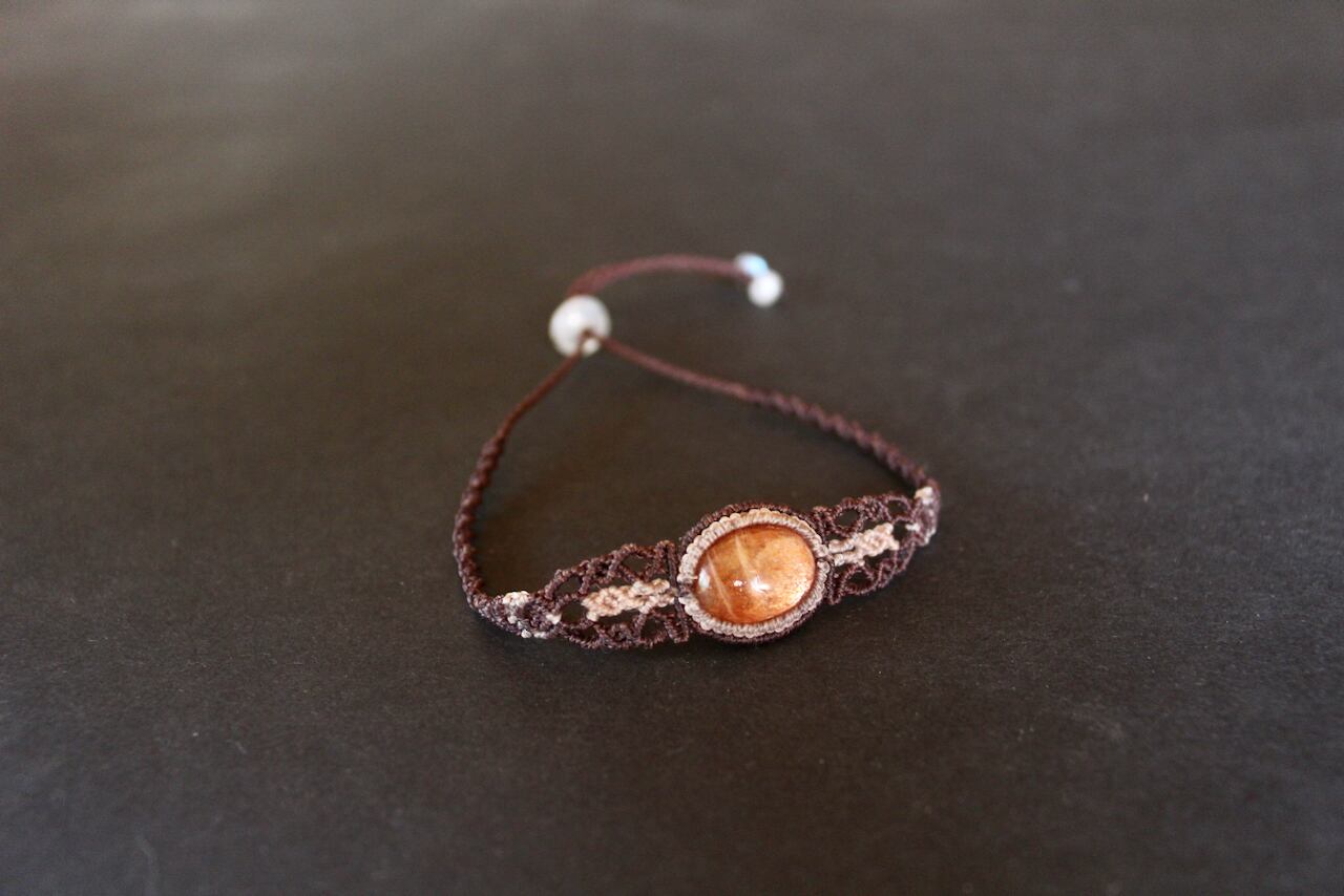 Sunstone micro macrame bracelet