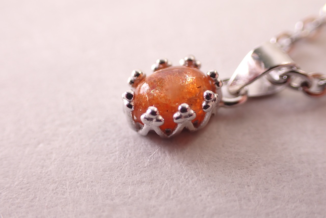 サンストーンネックレス　0.55ct [D12‐105]