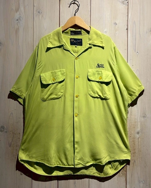 【a.k.a.C.a.k.a vintage】50's "King Louie" Lime Green Color Vintage Rayon Gabardine Bowling Shirt