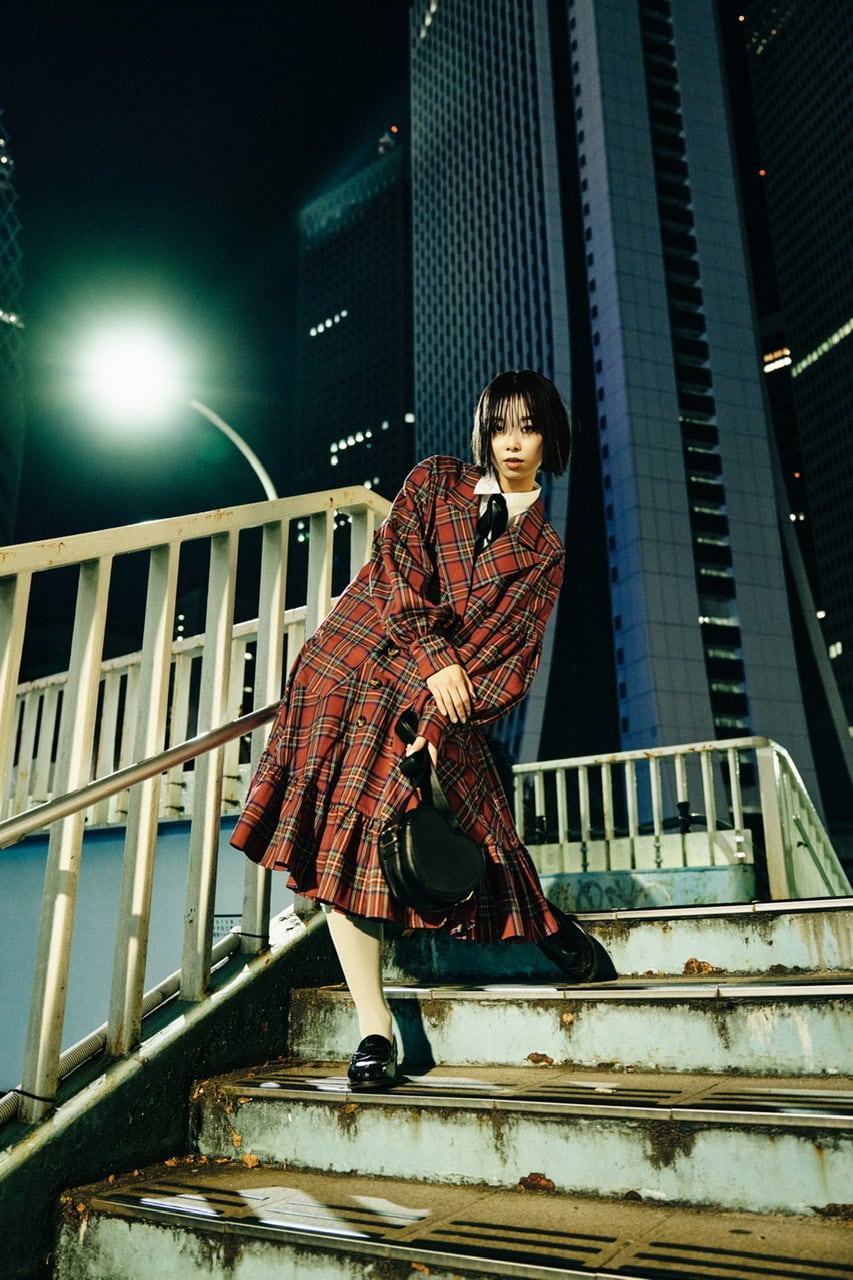 スーツワンピース　RED