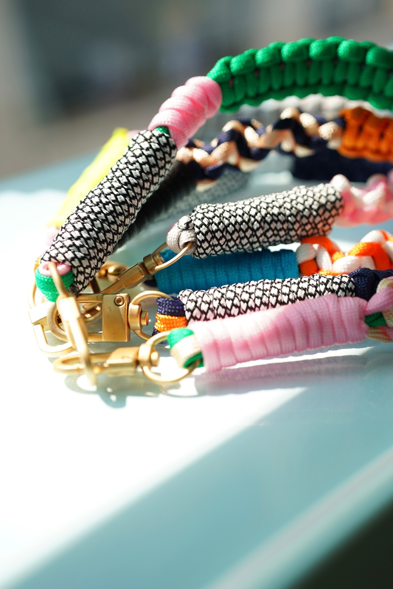 COLOR SHORT STRAP