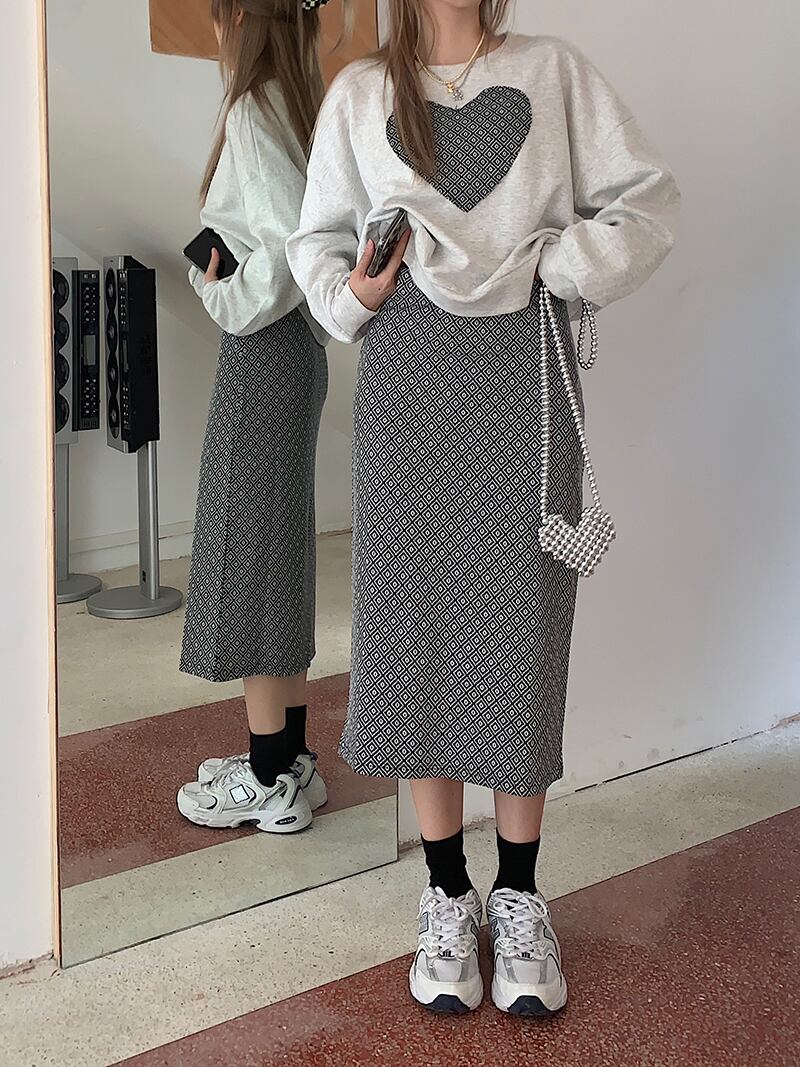 セーター コート オータムホワイトルーズトップス ロング 秋物 ブラックストロベリース28418478902